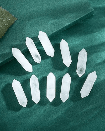 Double Pointed Natural Wholesale Crystal Towers