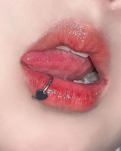 Alternativní pohled na Cross Labret Body Piercing Jewelry Wholesale