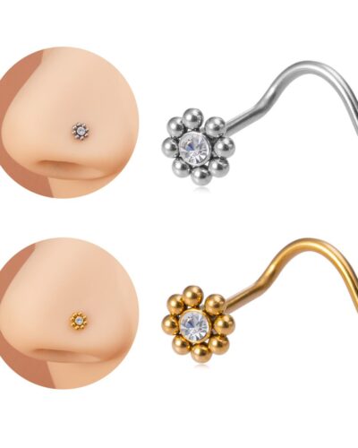 Alternativní pohled na Cute Nose Piercings with Sunflower Shaped Design