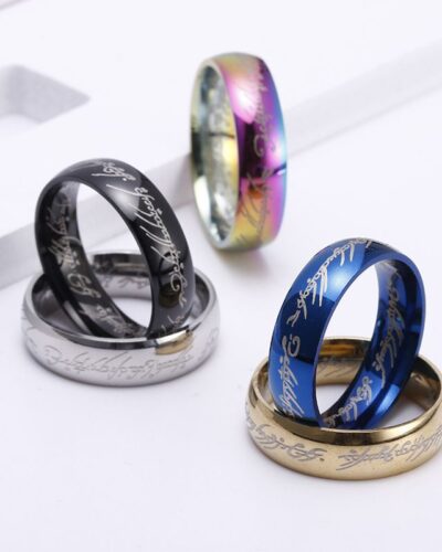 Vista alternativa dell'Elvish Script Stainless Steel Ring for Mens