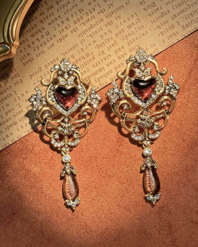 Heart Hollowed Vintage Diamond Drop Earrings show