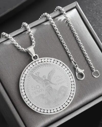 Mens Titanium Necklace with Statue of Liberty Round Pendant