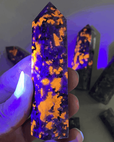 Natural Crystal Flame Yooperlite Stone Tower Bulk