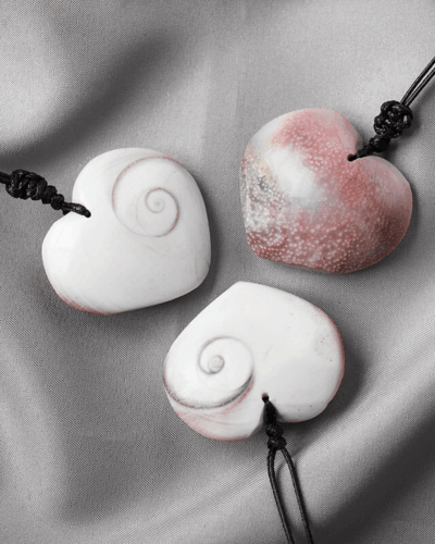 Natural Shell Heart Pendant Necklace Gift for her
