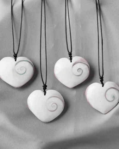 Natural Shell Heart Pendant Necklace Gift for her