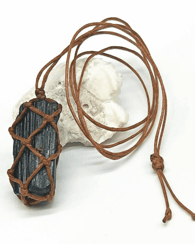 Net Pocket Black Tourmaline Pendant Braided Necklace