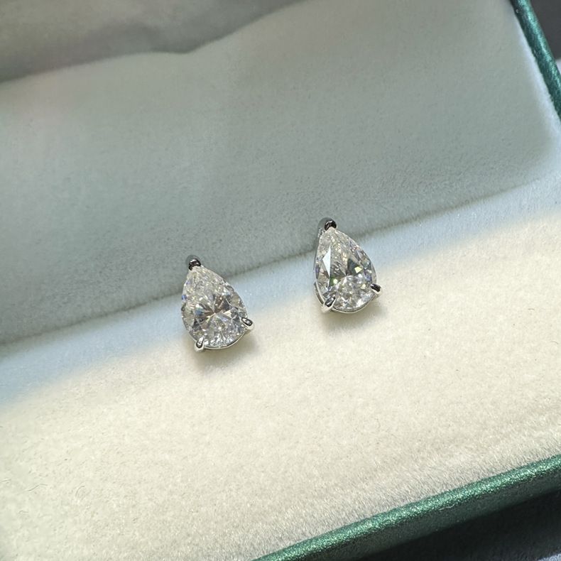 Pear Cut Moissanite Earring with 925 Sterling Silver - Görüntü 3
