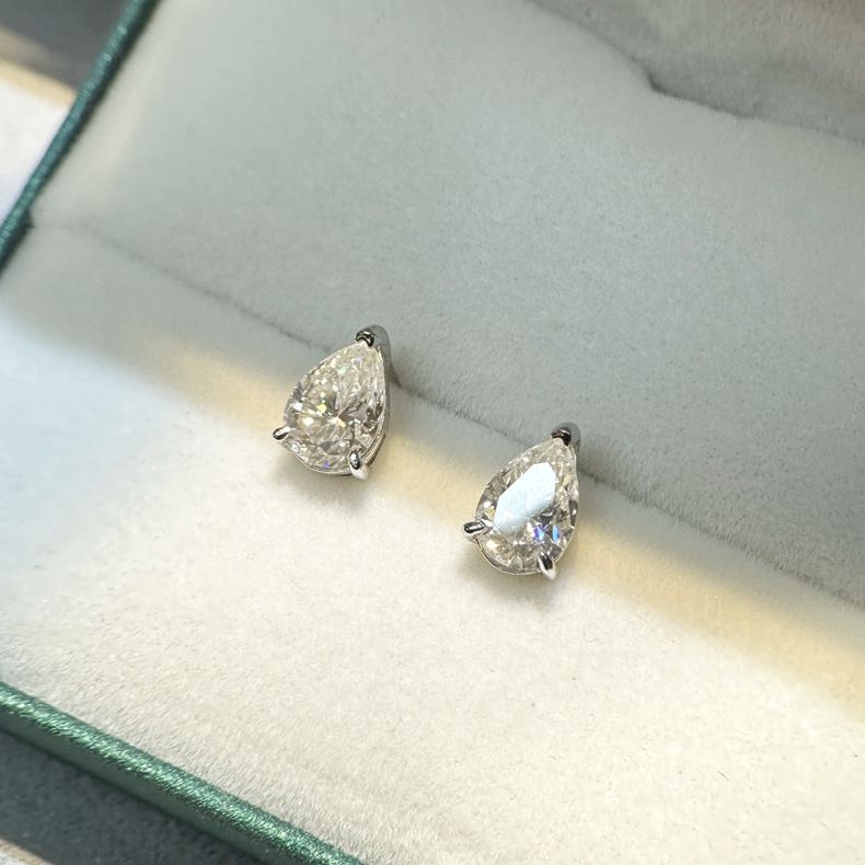 Pear Cut Moissanite Earring with 925 Sterling Silver - Görüntü 4