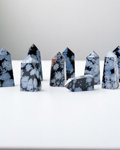Small 4 Faceted Snowflake Obsidian Tower Bulk