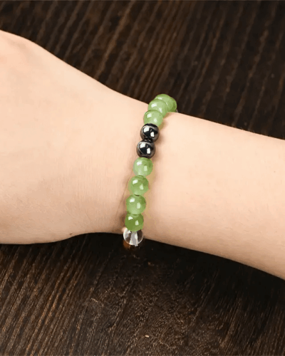 Green Aventurine Crystal Bracelet with Tiger Eye Beads