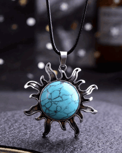 Natural Crystal Wholesale Sun Charm Pendant Necklace