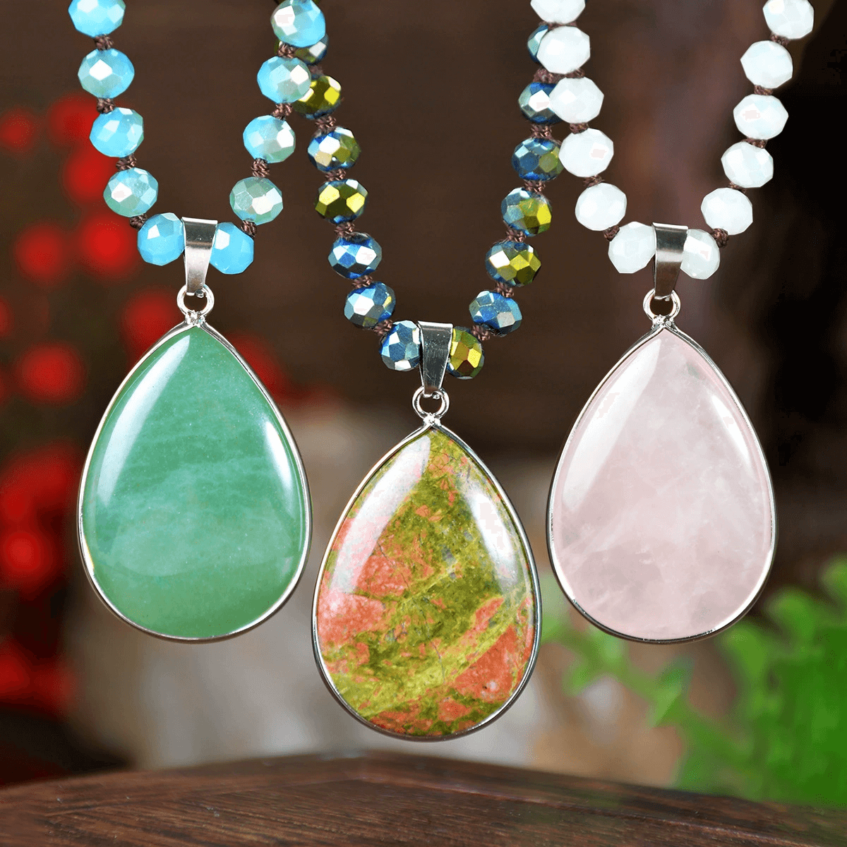 Faceted Beads Vintage Long Teardrop Pendant Necklace