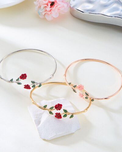 Fashion Women Bracelet with Rose Design Wholesale