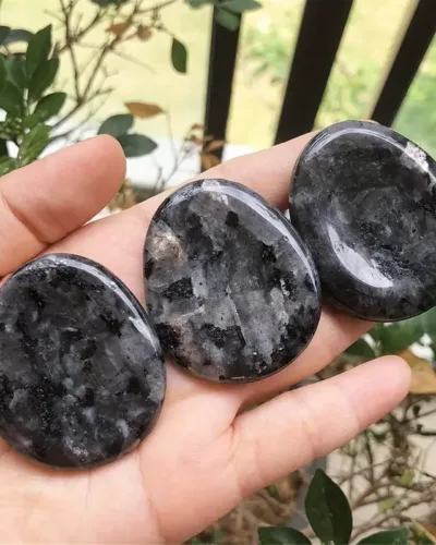 Oval Black Labradorite Thumb Gemstone for Relaxing