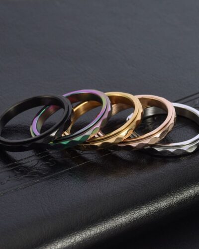 Stainless Steel Womens Ring with Diamond Shaped Section