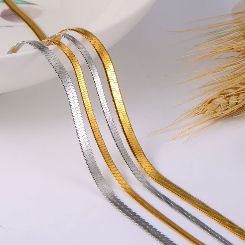 Wholesale Snake Stainless Chain Necklace