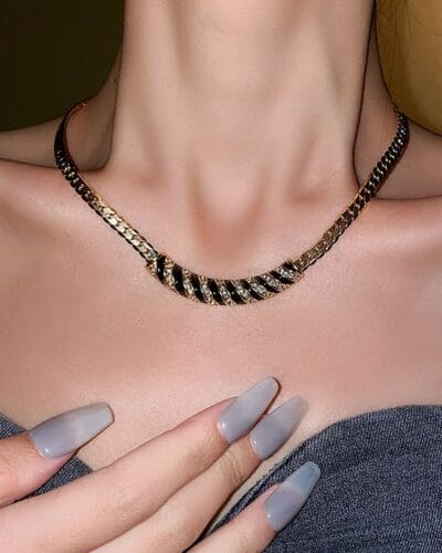 Adjustable Vintage Gold Choker Necklace Unisex