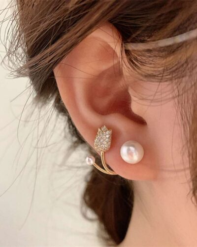 Alloy Vintage Rhinestone Earrings with Flower Design