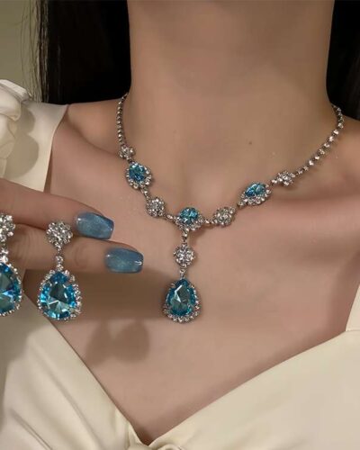Blue Waterdrop Diamond Earrings and Necklace Set
