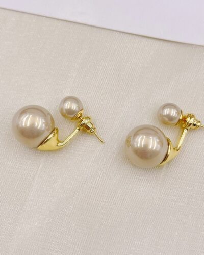 Elegant Versatile Pearl Stud Earrings for Daily Wear