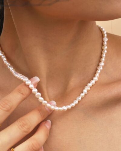 Classic Antique Baroque Pearl Necklace Choker