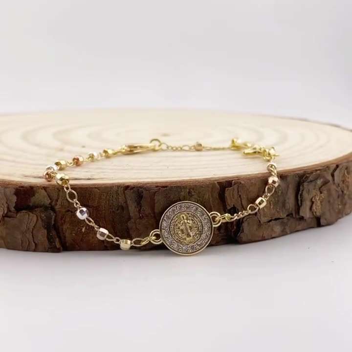 Classic Handmade ST Benedict Cross Bracelet for Women - Görüntü 5