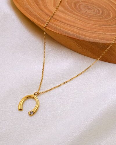 Classic Unique Statement Necklaces U-Shaped Pendant