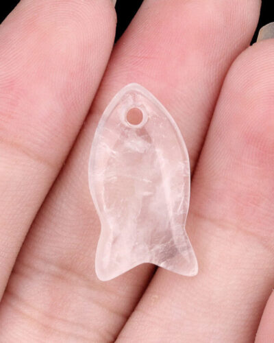 Mini Crystal Fish Carvings Jewelry Pendants Wholesale