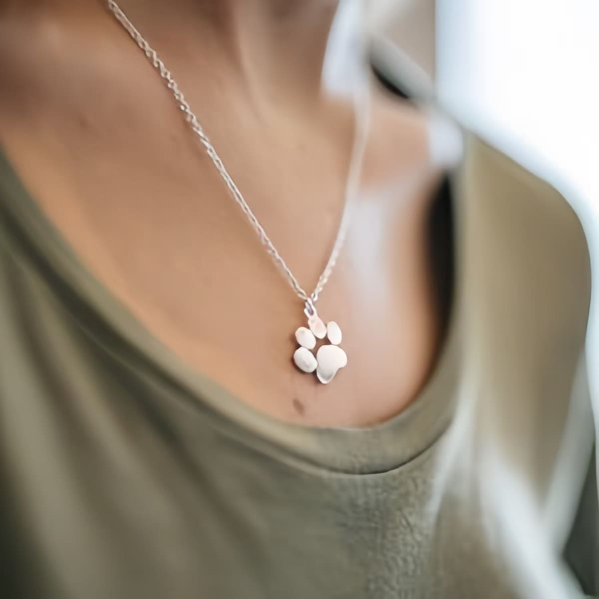 Custom Name Gold Plated Dog Paw Pendant Necklace 2 2