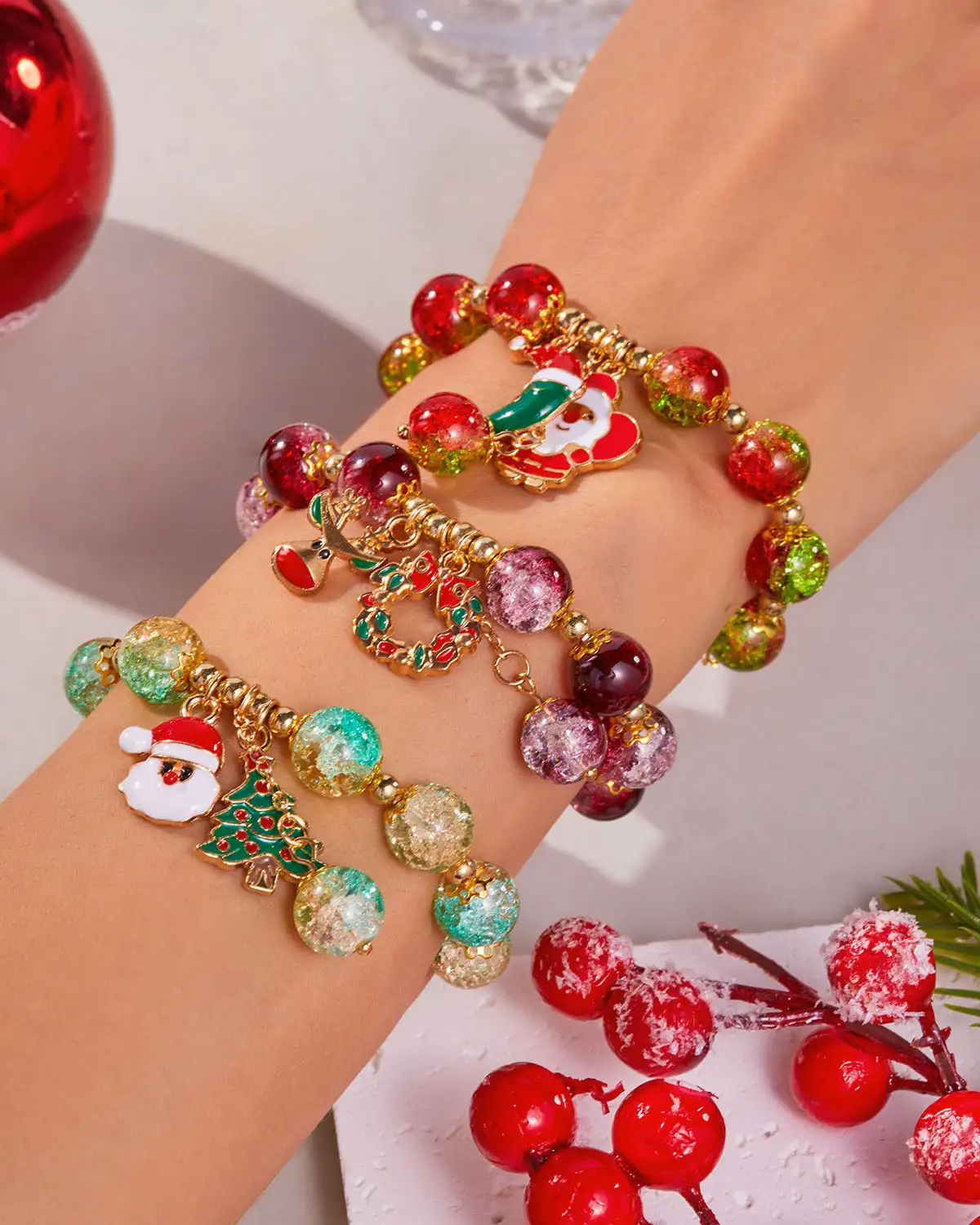 Dainty Santa Crystal Christmas Bead Bracelets for Women - 画像2