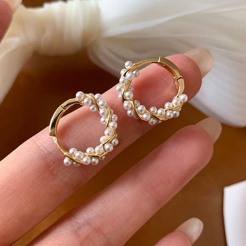 Dainty Vintage Rice Pearl Hoop Earrings for Her