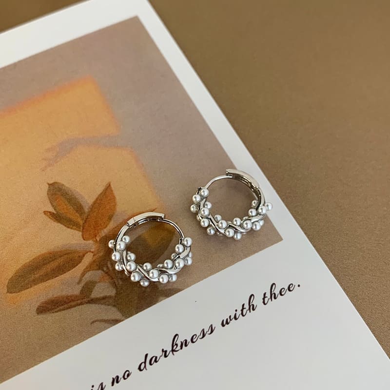 Dainty Vintage Rice Pearl Hoop Earrings for Her