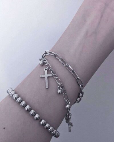 Alternativní pohled na Dark Gothic Double Layer Metal Cross Bracelet