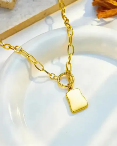 Elegant 18K Gold Plated Stainless Steel White Shell Necklace 3