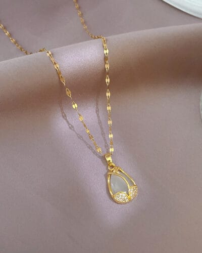 Elegant Stainless Steel Lip Chain Tulip Pendant Necklace 5