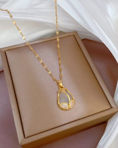 Elegant Stainless Steel Lip Chain Tulip Pendant Necklace 6