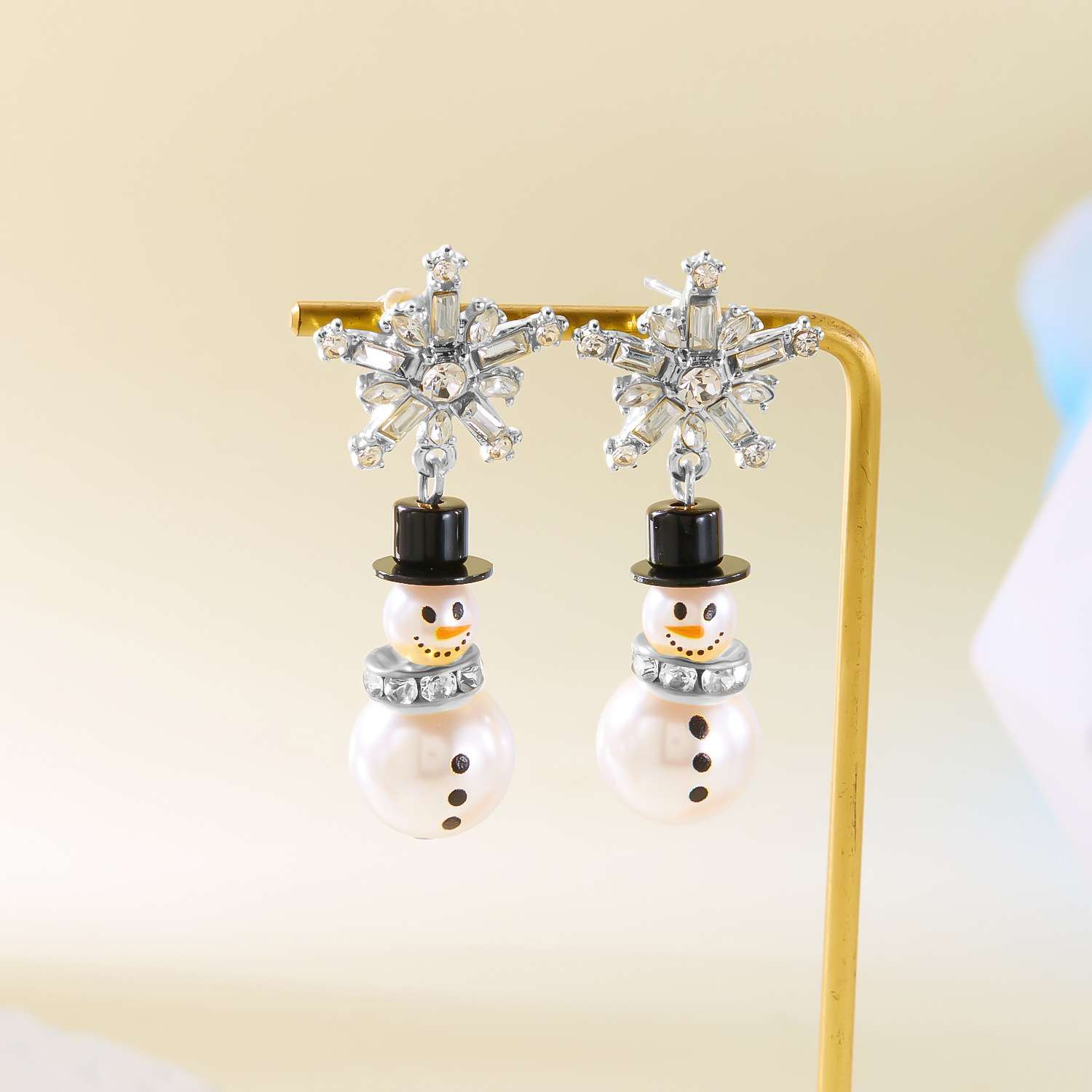 Fashion Christmas Earring with Snowman Design - 画像8