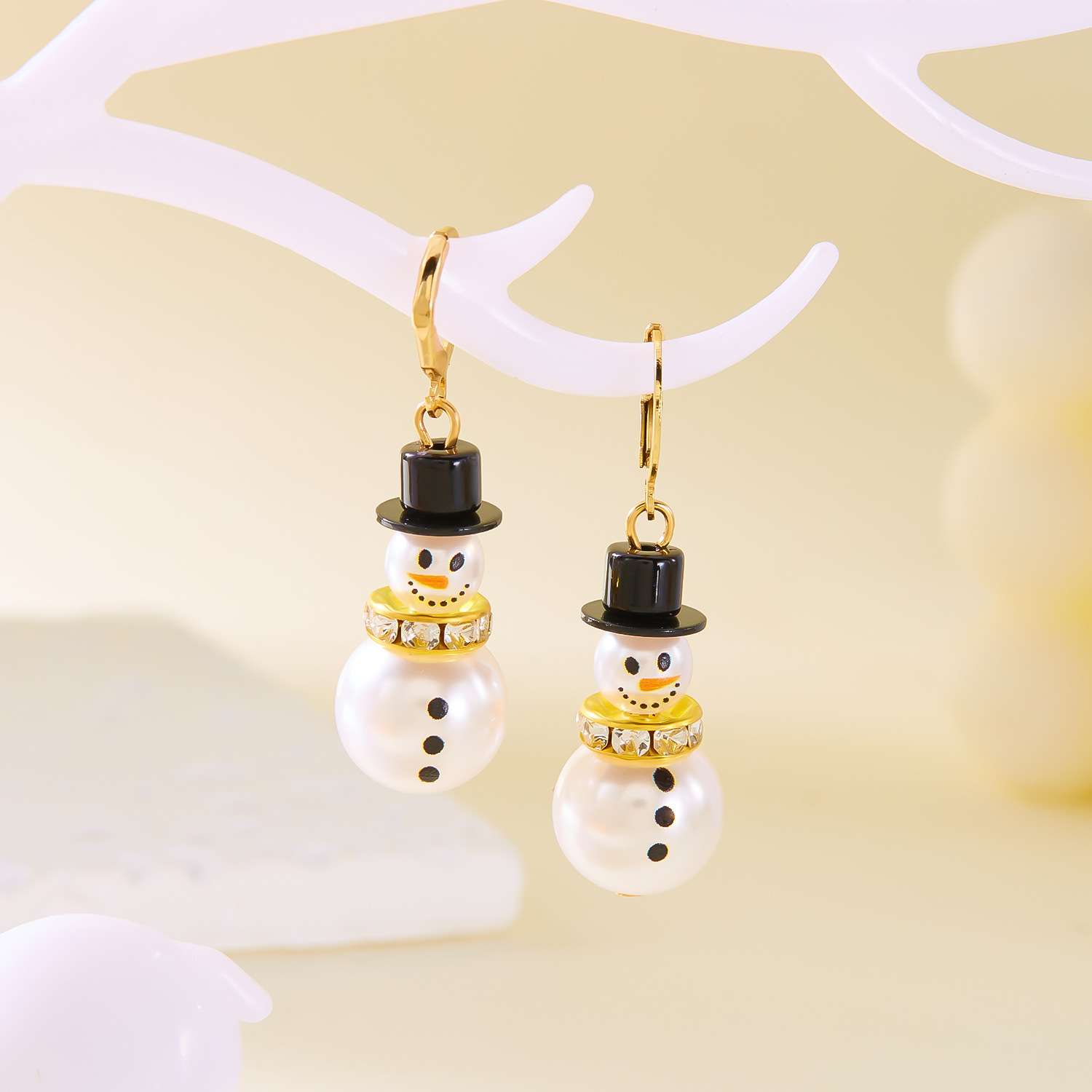 Fashion Christmas Earring with Snowman Design - 画像3