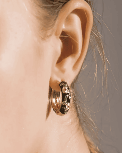 Flower-Engraved Vintage Small Round Earrings Hoops