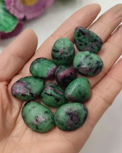 Geometric Green Ruby Zoisite Tumbling Stones