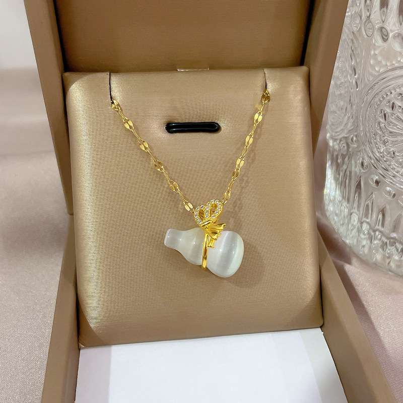 Tableau des variations pour E Tableau des variations pour E