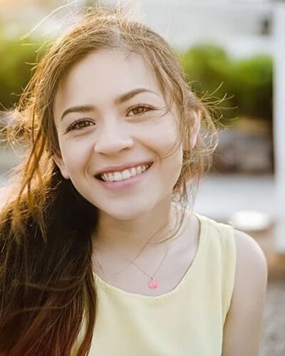 Gold Stainless Steel Cross Necklace for Adults Teenagers 3