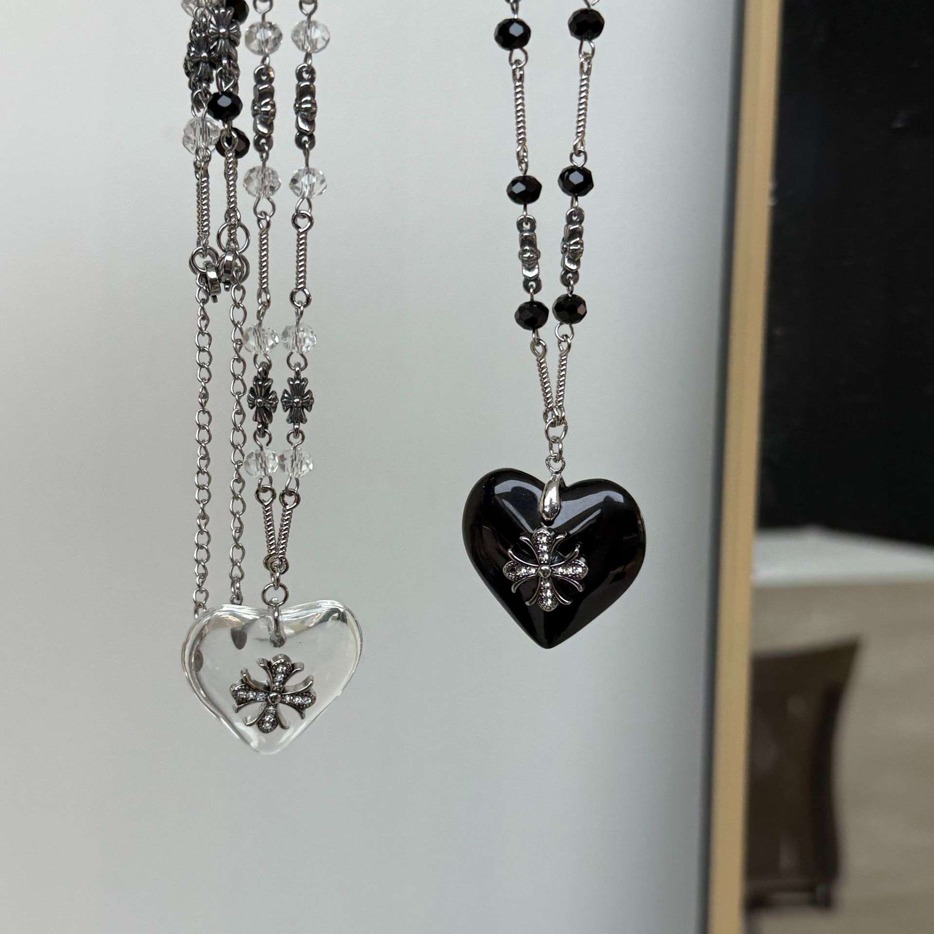 Heart Black Gothic Cross Necklace with Stainless Steel Chain - immagine 8