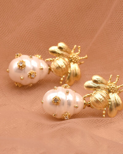 Insect Bee Mother-of-Pearl Earrings Vintage Design
