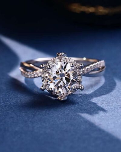 Vaihtoehtoinen näkymä Luxurious Manufactured Diamond Ring with 18K Gold:stä