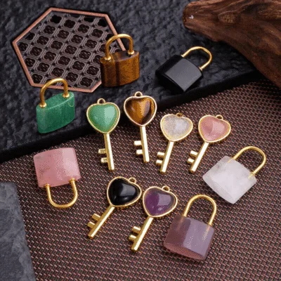 Natural Crystal Couple Pendants Wholesale Lock Key Set 3