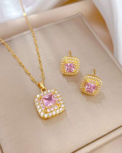 Necklace and Earring Set with Zircon Pendant