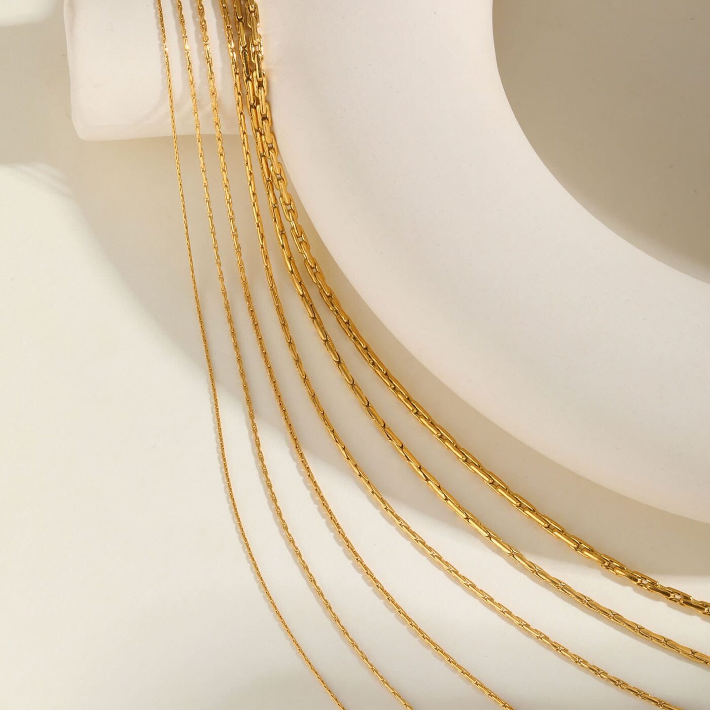 1Pcs Delicate Golden Stainless Steel Chain Necklace for Women Daily Wear