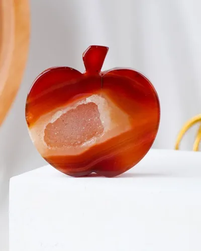 Pure Red Agate Carving Apple Geode Gemstones