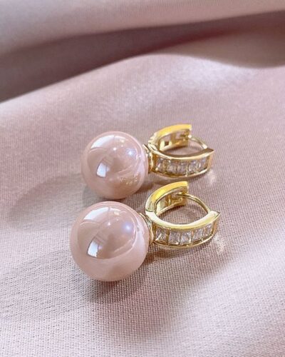 Romantic Round Pink Pearl Set in Stud Earrings Hoops